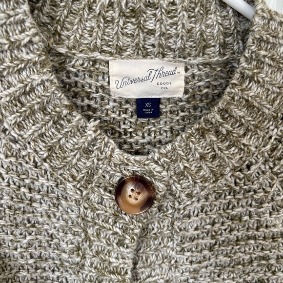 Universal Thread Marled Taupe Button-Up Chunky Knit Cardigan - Picture 2 of 3